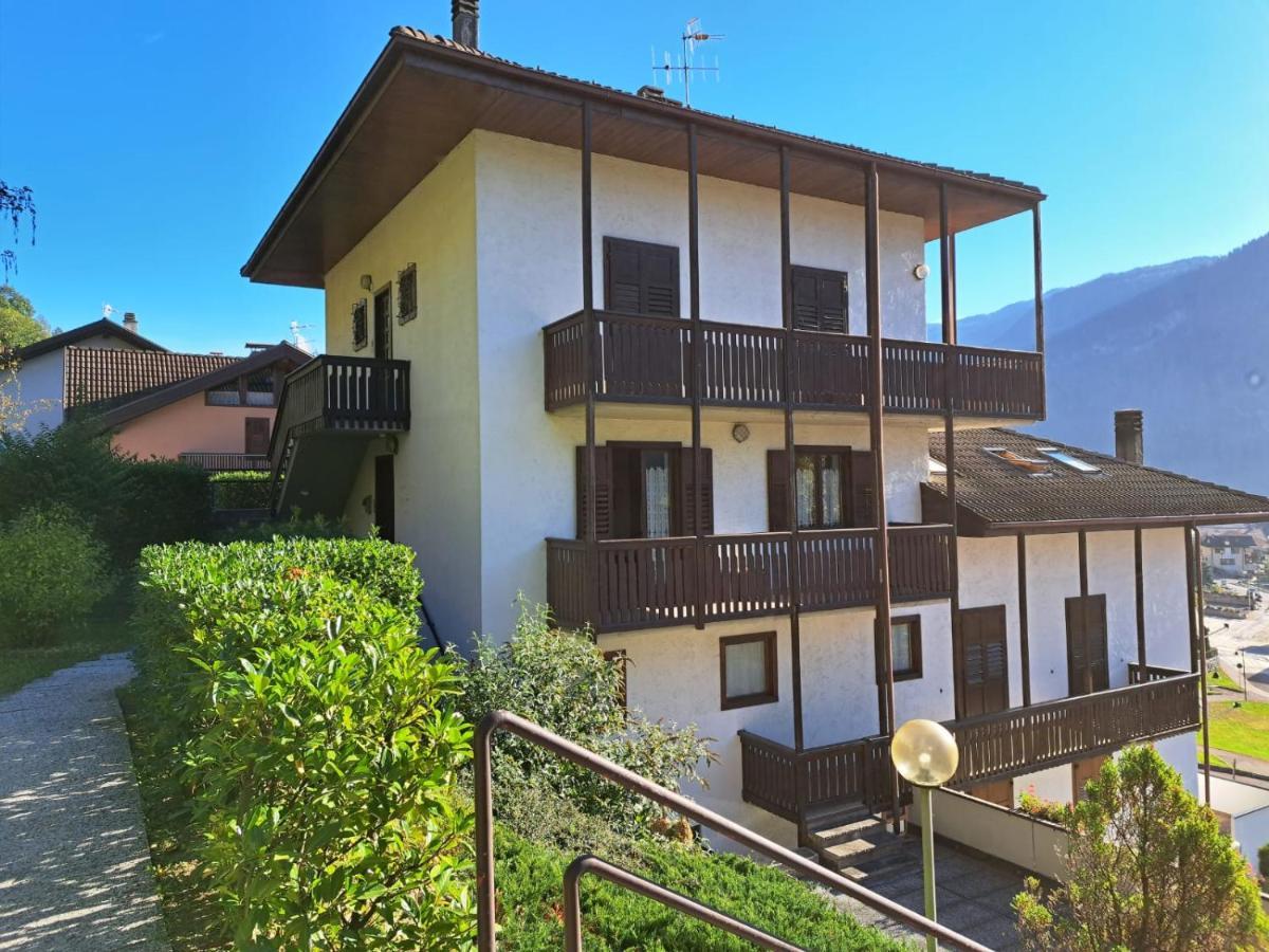 Casa Bianca Apartamento Malè Exterior foto